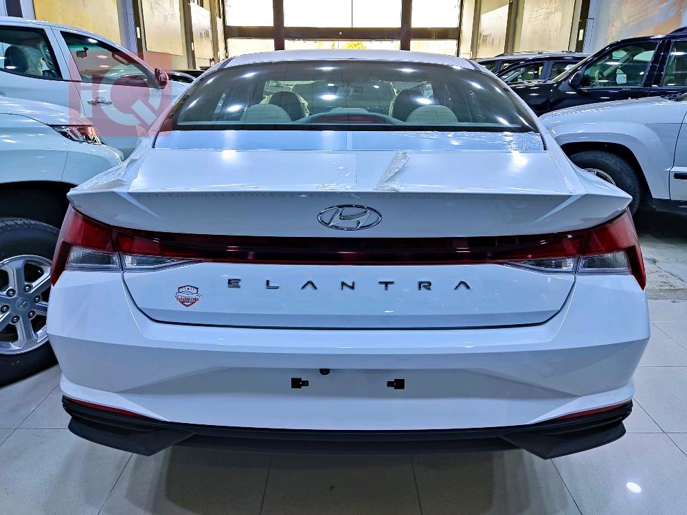 هیوندای ئەلەنترا